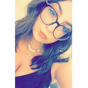 Meet your Posher, Tara